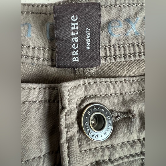 prAna Breathe Shorts Size Flat Front 32W x 11L Mud (Olive / Brown) RN124977 - Picture 7 of 16
